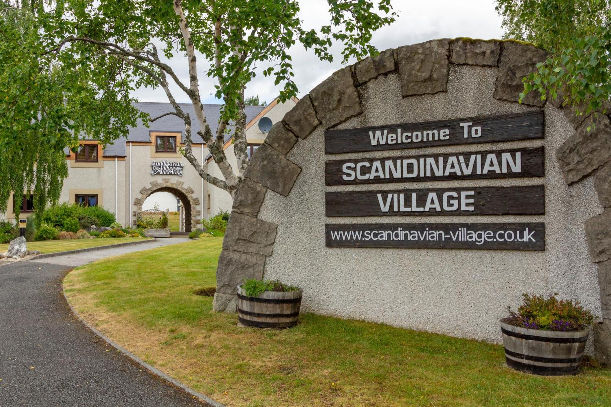 Scandinavian Village Ltd Aviemore Exterior photo